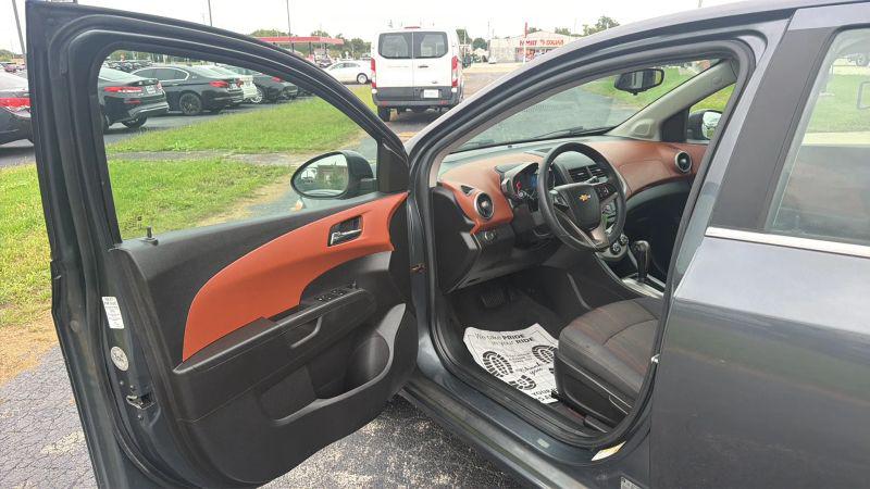 2013 Chevrolet Sonic LT Auto