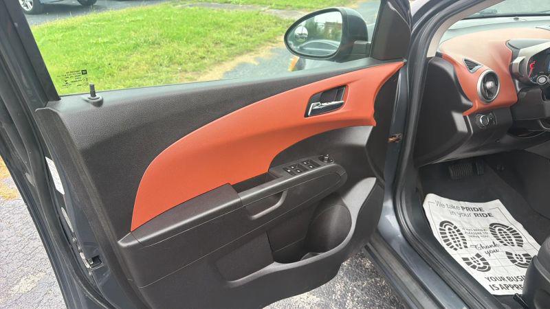 2013 Chevrolet Sonic LT Auto