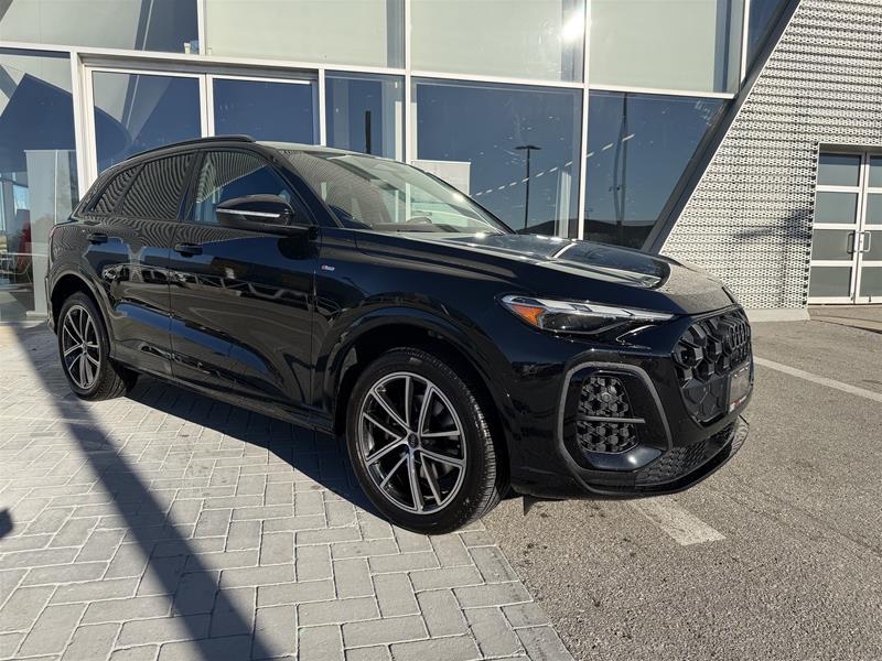 Mythos Black Metallic 2026 Audi Q5 SUV / Crossover  Automatic
