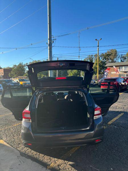 2017 Subaru Impreza 2.0i
