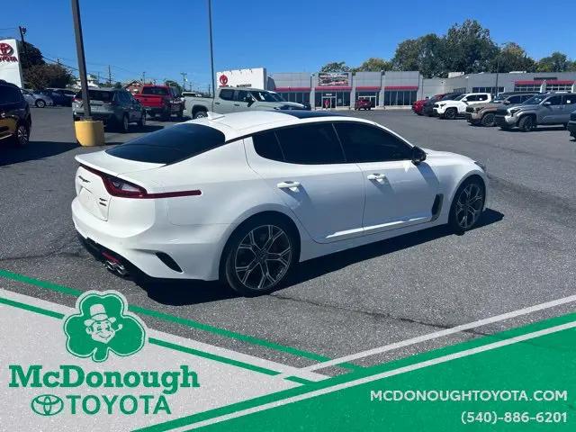 2021 Kia Stinger GT1