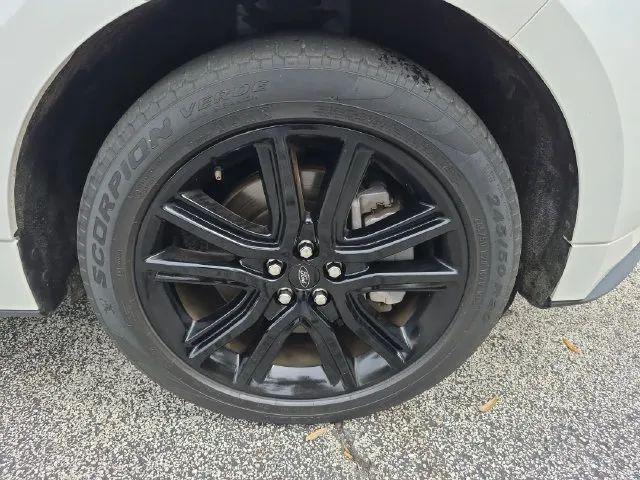 2021 Ford Edge ST-Line