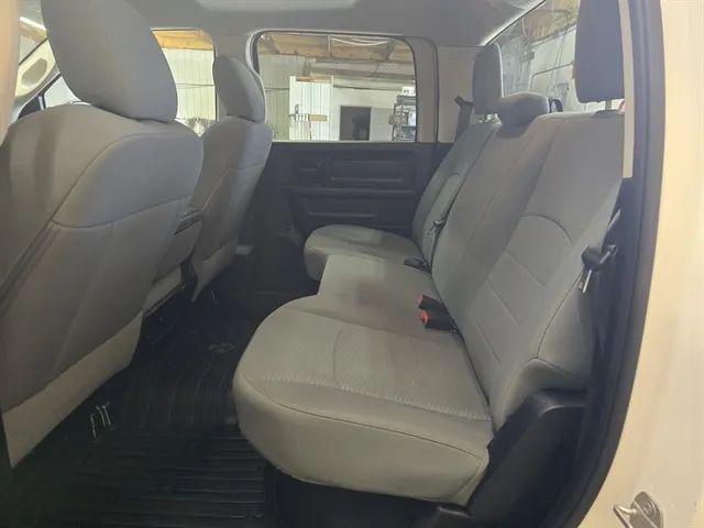 2019 Ram 1500 Classic Express Crew Cab 4x4 57 Box