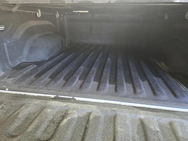 2019 Ram 1500 Classic Express Crew Cab 4x4 57 Box