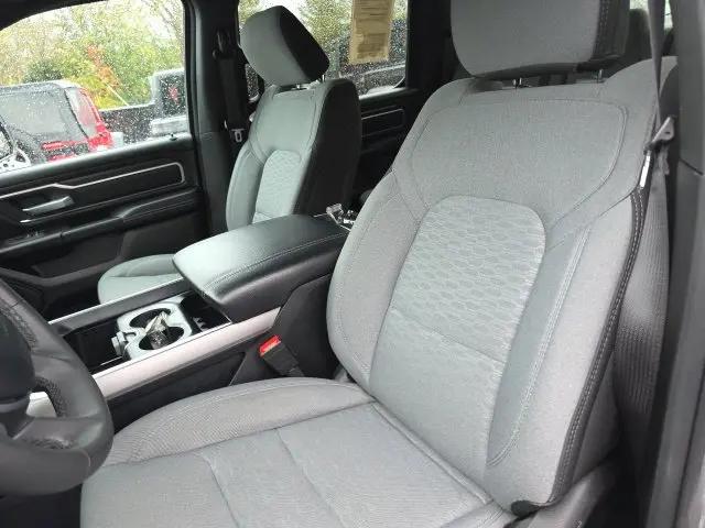 2025 Ram 1500 Big Horn Crew Cab 4x4 57 Box