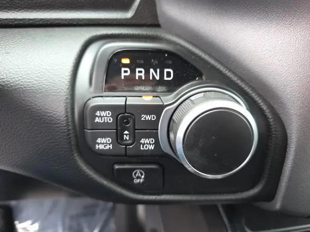 2025 Ram 1500 Big Horn Crew Cab 4x4 57 Box