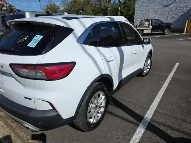 2021 Ford Escape SE Hybrid
