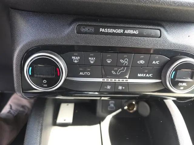 2021 Ford Escape SE Hybrid