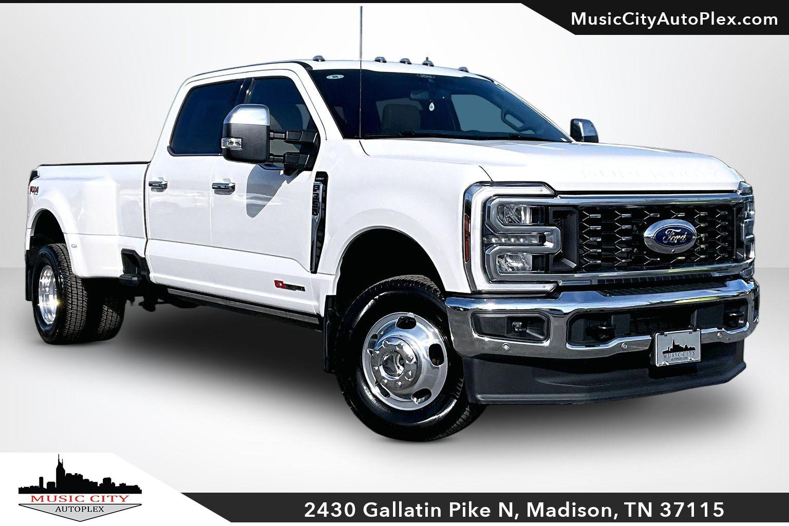 2025 Ford F-350 Super Duty Lariat Crew Cab LB DRW 4WD