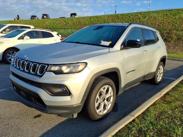 2025 Jeep Compass Latitude 4x4 2025 Jeep Compass Latitude 4x4