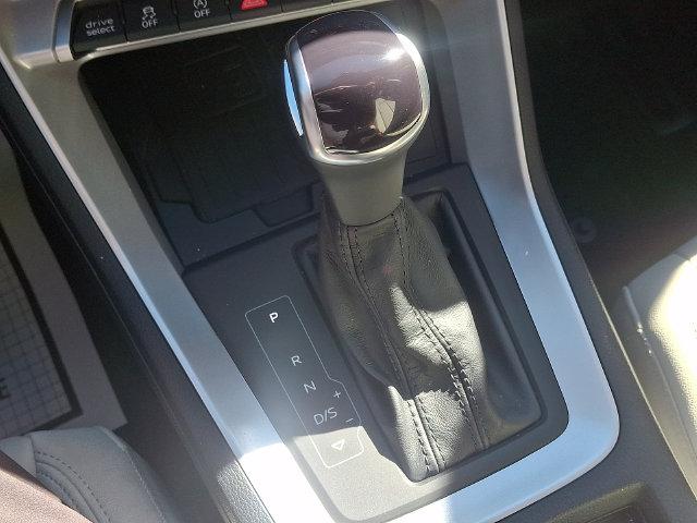 2023 Audi Q3 Premium Plus 45 TFSI S line quattro Tiptronic