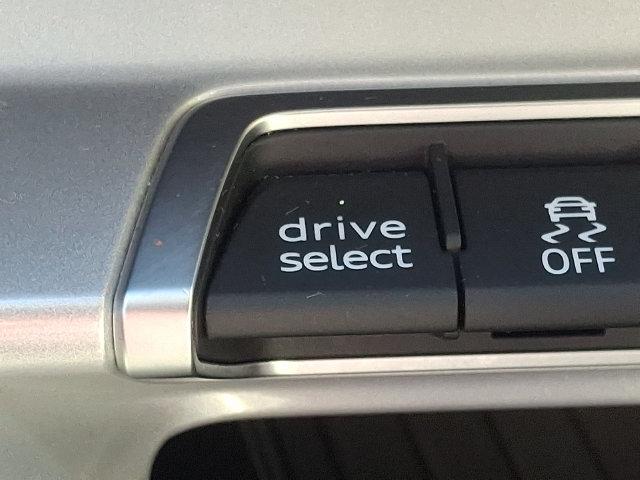 2023 Audi Q3 Premium Plus 45 TFSI S line quattro Tiptronic