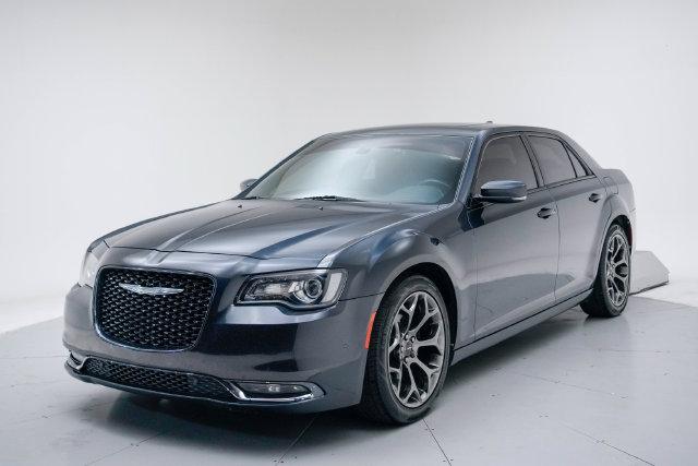 2018 Chrysler 300