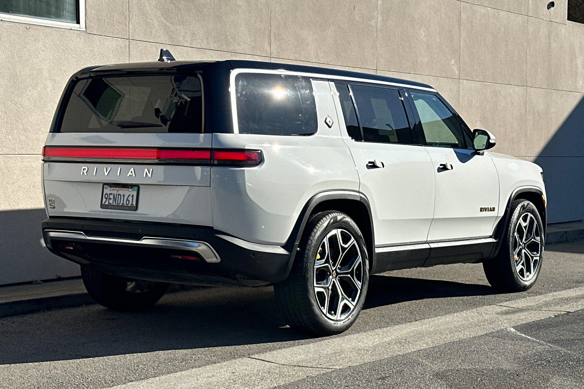 Used 2023 Rivian R1S Adventure with VIN 7PDSGABL9PN007892 for sale in Corte Madera, CA