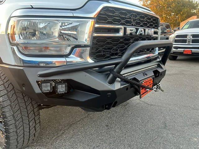2021 Ram 3500 Tradesman Crew Cab 4x4 8 Box