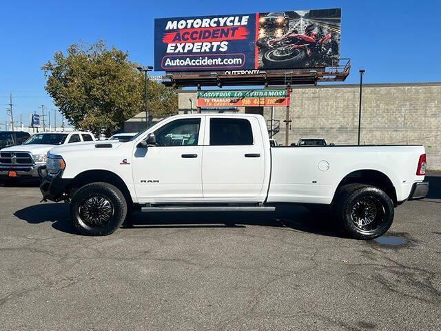 2021 Ram 3500 Tradesman Crew Cab 4x4 8 Box