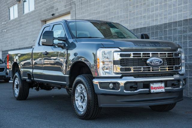 2027 Ford F-350 XLT