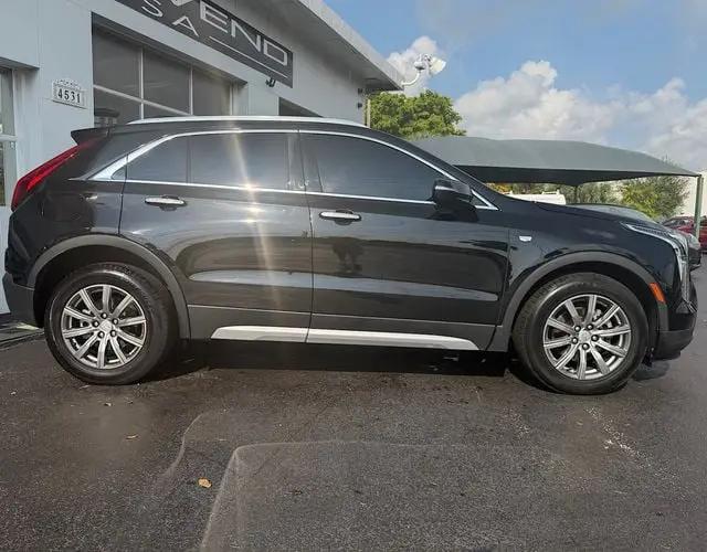 2021 Cadillac XT4 AWD Premium Luxury