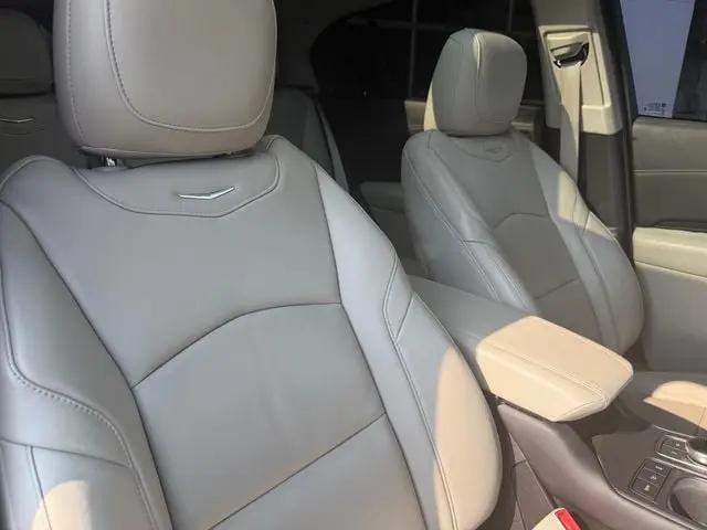 2021 Cadillac XT4 AWD Premium Luxury