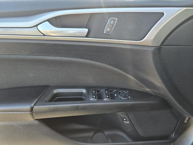 2020 Ford Fusion Hybrid SE