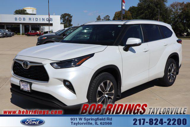 2023 Toyota Highlander XLE for sale in Taylorville, IL