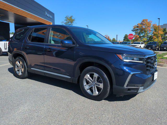 2023 Honda Pilot AWD EX-L 7 Passenger 2023 Honda Pilot AWD EX-L 7 Passenger