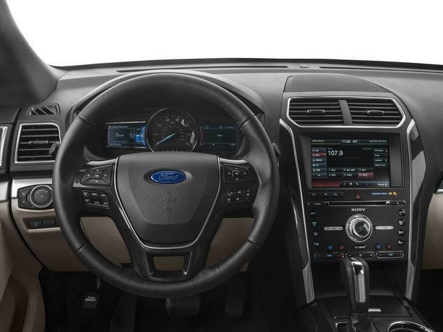2016 Ford Explorer photo 6 of 15