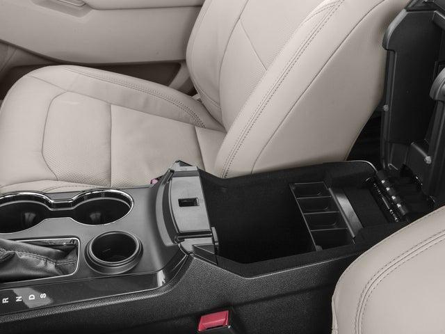 2016 Ford Explorer photo 14 of 15