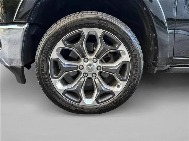 2019 Ram 1500 Limited Crew Cab 4x4 57 Box