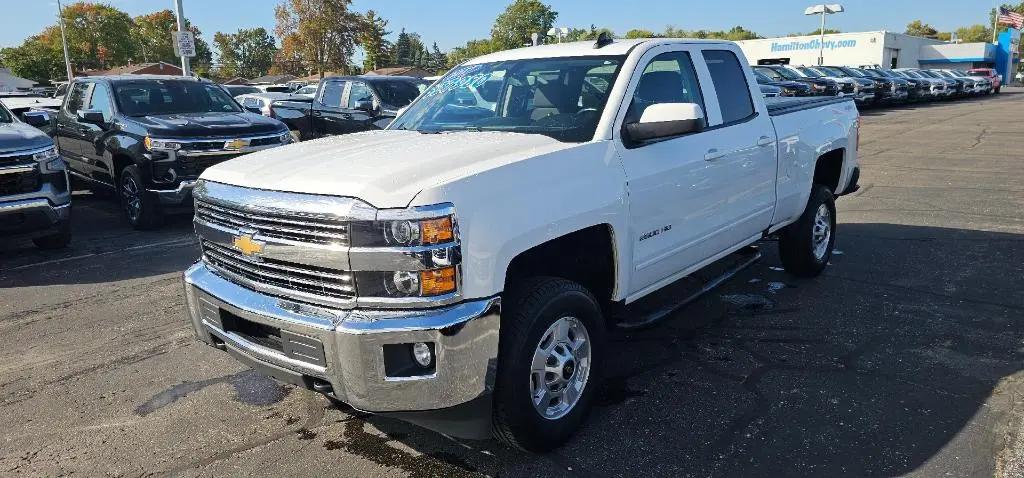 2017 Chevrolet Silverado 2500HD LT for sale in Warren, MI
