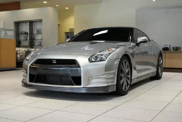2016 Nissan GT-R Premium for sale in Southfield, MI