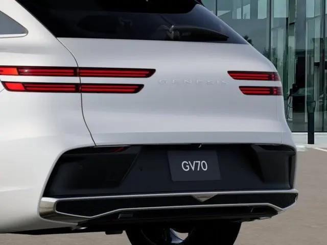 2027 Genesis GV70 2.5T Select AWD