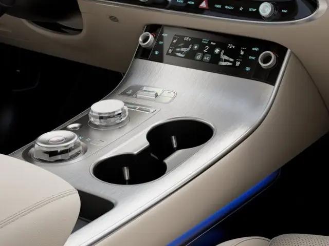 2027 Genesis GV70 2.5T Select AWD