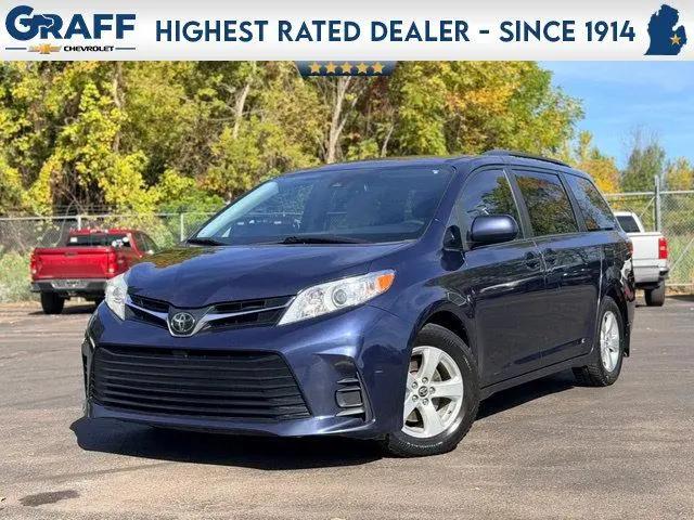 2018 Toyota Sienna LE 8 Passenger for sale in Davison, MI