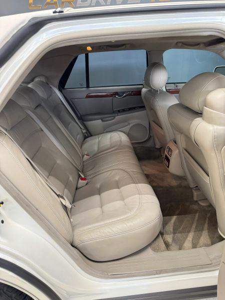 2003 Cadillac DeVille Standard