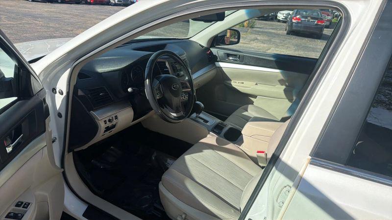 2013 Subaru Outback 2.5i Premium