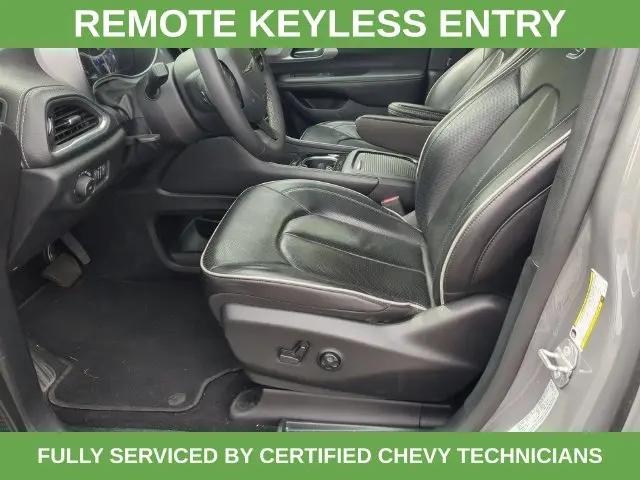 2025 Chrysler Pacifica Limited