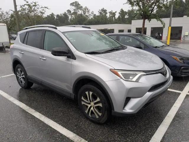 2017 Toyota RAV4 LE for sale in Clermont, FL