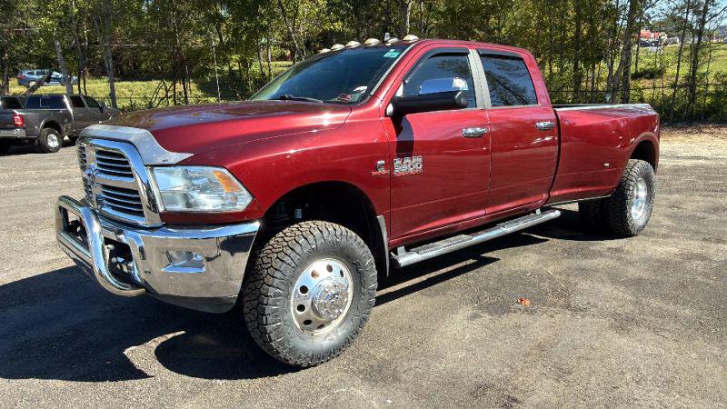 2017 Ram 3500 Big Horn Crew Cab 4x4 8 Box for sale in Jasper, GA