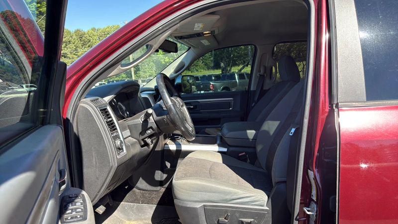 2017 Ram 3500 Big Horn Crew Cab 4x4 8 Box