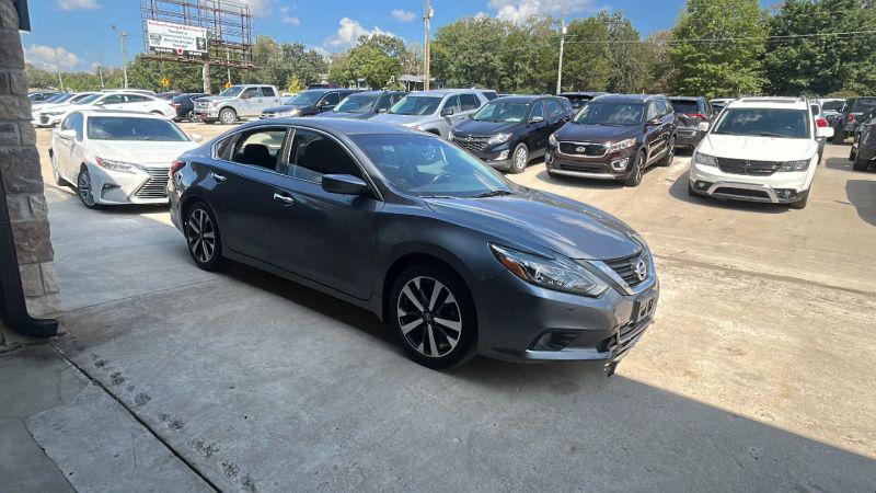 2017 Nissan Altima 2.5 SR for sale in Cabot, AR