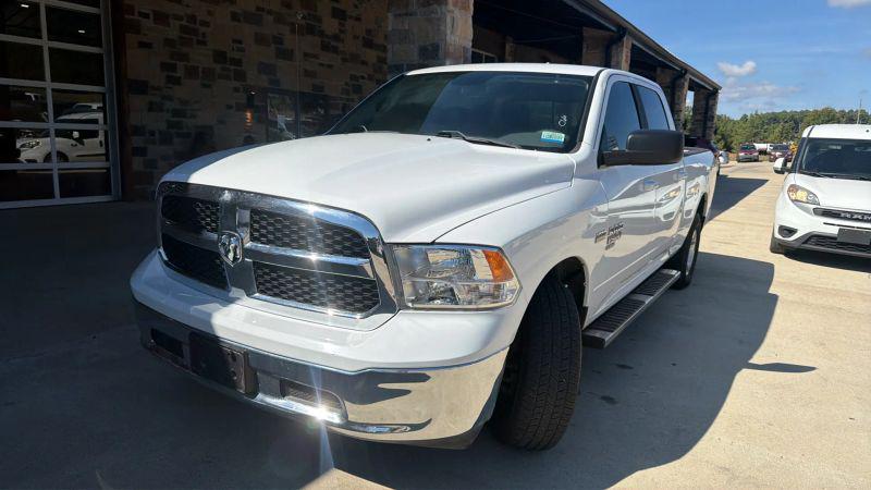 2019 Ram 1500 Classic SLT Crew Cab 4x2 64 Box