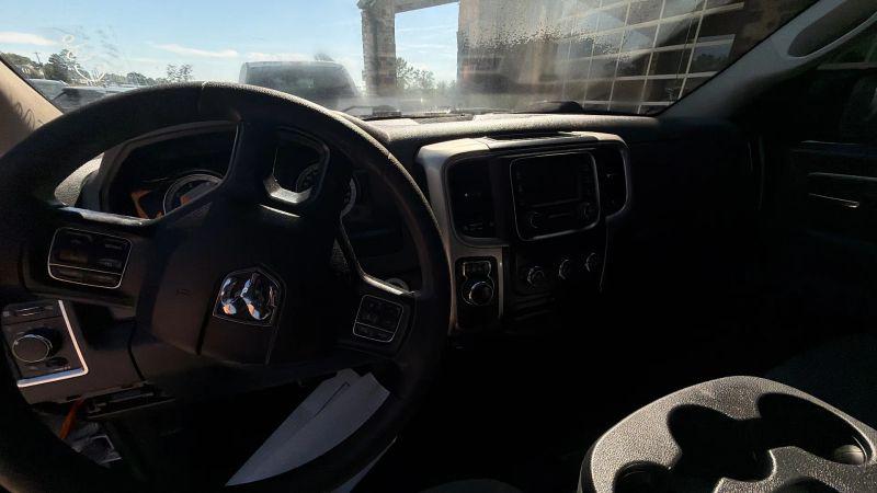 2019 Ram 1500 Classic SLT Crew Cab 4x2 64 Box