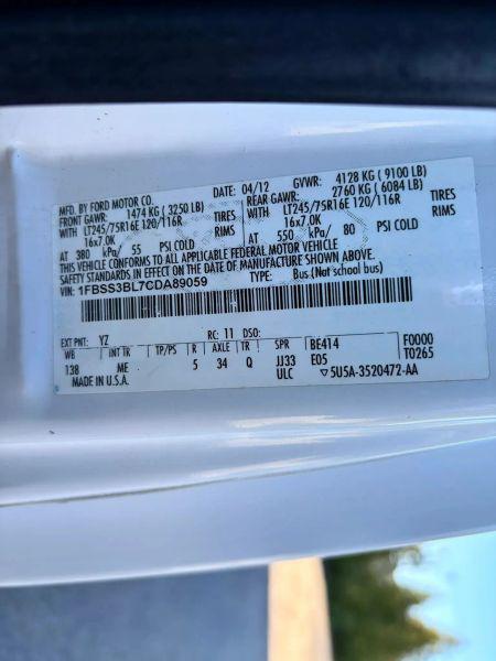 2012 Ford E-350 Super Duty XLT