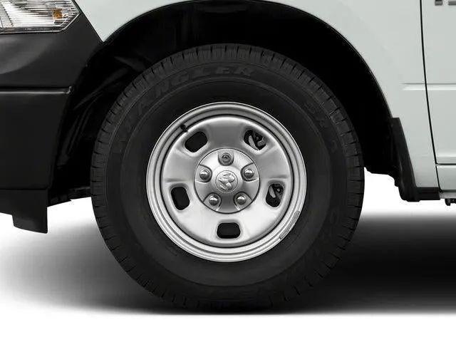 2017 Ram 1500 Express Crew Cab 4x4 57 Box