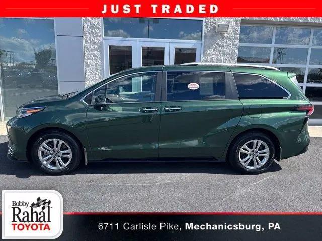 2022 Toyota Sienna Platinum for sale in Mechanicsburg, PA