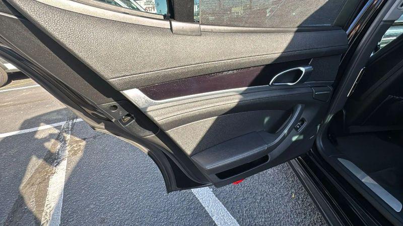 2011 Porsche Panamera 4S
