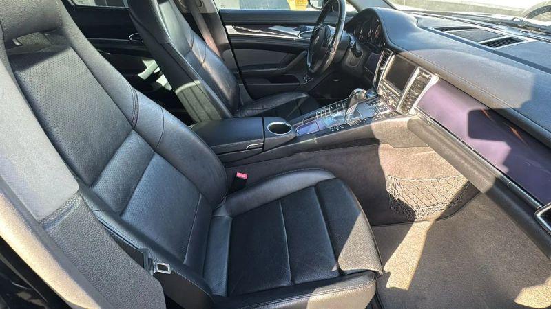 2011 Porsche Panamera 4S