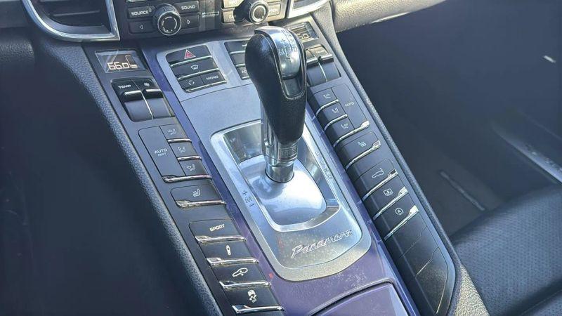 2011 Porsche Panamera 4S