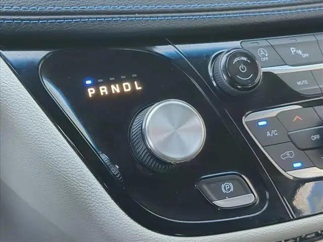 2021 Chrysler Pacifica Touring